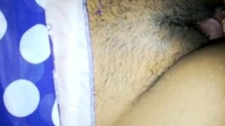 Srilankan teen girl fucking
