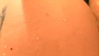 Amateur wild chick solo masturbation