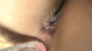 Amateur Close Up Squirting Masturbation