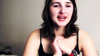 Brunette Solo Webcam Masturbation
