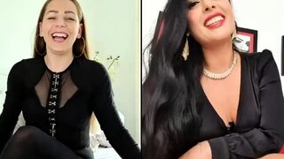 Webcam skinny brunette plays her squirt pussy
