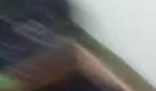 Emeraude Makola +90 539 107 41 88 en plaine masturbation