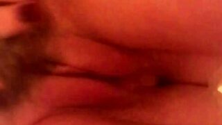 Amateur Close Up Squirting Masturbation