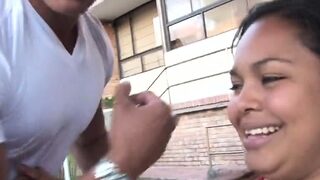 Oily pounding of a slutty amateur Colombian