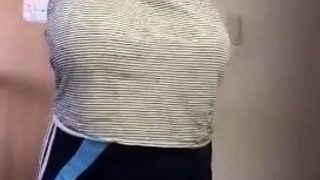 Amateur cute asian girl fucking