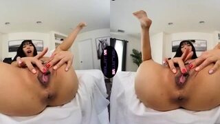Hot Asian Cute – Elle Lee