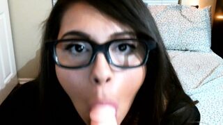 Amateur brunette ariana marie solo toying