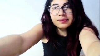 Brunette Solo Webcam Masturbation