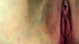 Amateur Close Up Squirting Masturbation
