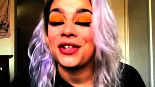 Webcam MILF Beauty Masturbating