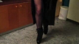Amateur blondie solo anal masturbation