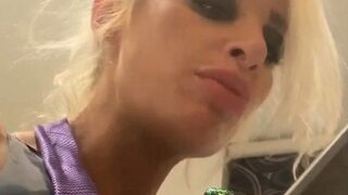 Lovely Blonde With Tight Pussy Masturbate Solo