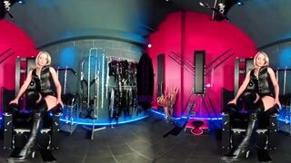 The English Mansion: Mistress Courtney – Leather Goddess