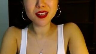 Big boobs milf masturbates with her dildo