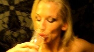 Big boobs milf masturbating
