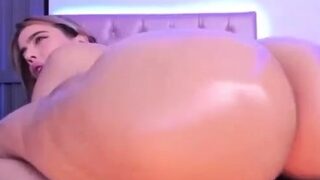 Massive bubblebutt riding dildo – Homemade