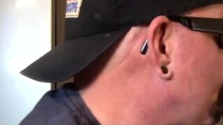 Gloryhole BJ DILF banged in home closeup