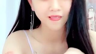 Japanese teen hardcore masturbating at Asian chatroom