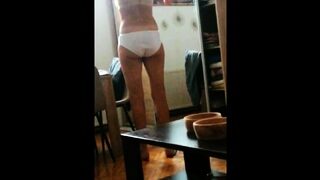 Mature mom puts brush halter on nice tits