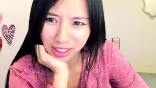 Japanese teen Suzuka Ishikawa Hairy Pussy Fingered