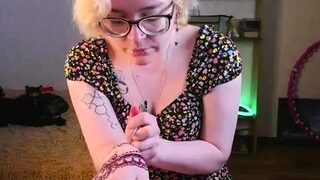 Blonde amateur milf does anal on pov camera 11